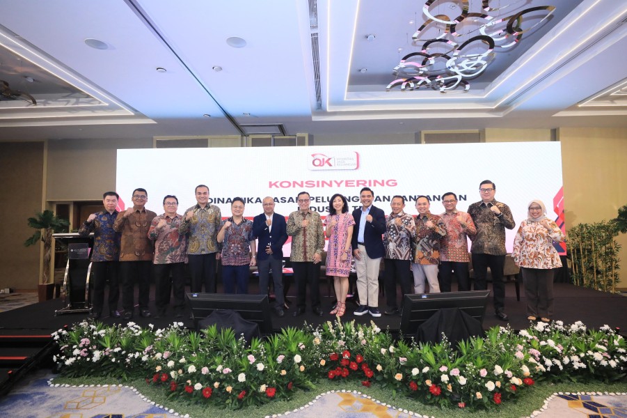 OJK Catat Penyaluran Kredit Perbankan ke Industri TPT Capai Rp160,41 Triliun hingga Maret 2025