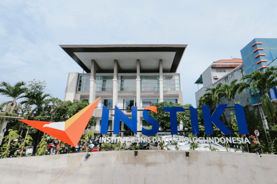 Dampak Positif Program Studi Independen: Kepercayaan Diri Mahasiswa IT Meningkat