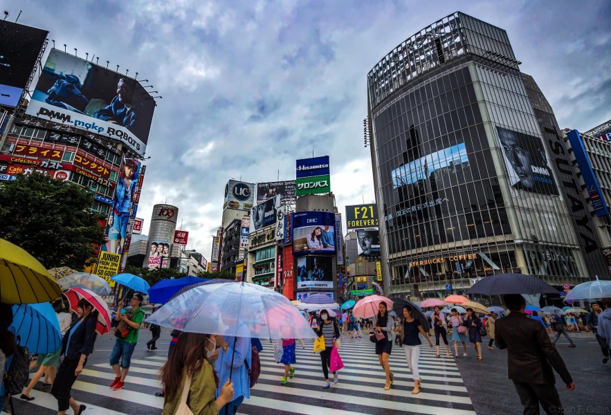 Jepang Timur dan Barat Siaga Hujan Deras