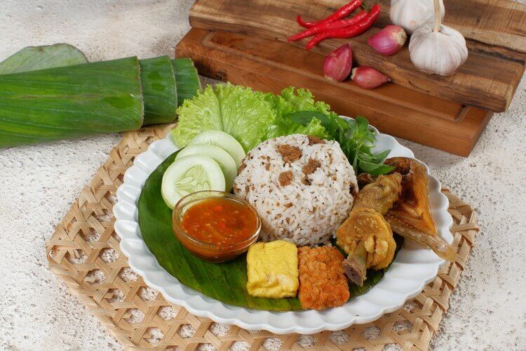 Resep Nasi Tutug Oncom Khas Sunda Lengkap dengan Versi Kriuk yang Menggoda Selera