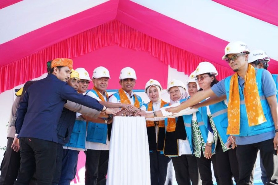 PLN Sulutenggo Hadirkan Listrik untuk Kecamatan Lindu Sigi