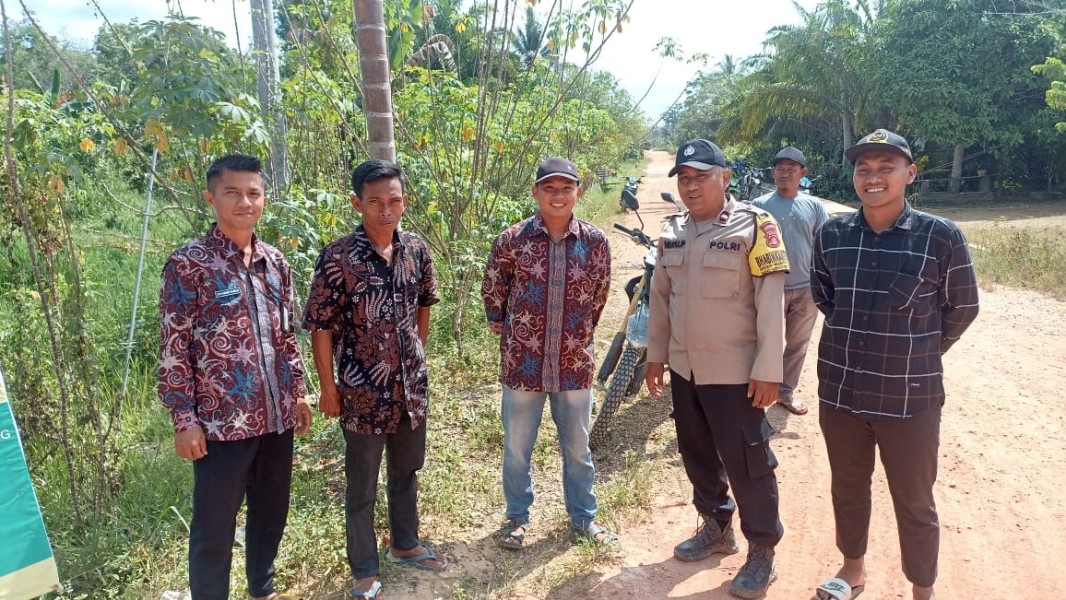 Bhabinkamtibmas Polsek Rangkasbitung Sambangi Warga Aweh Residence untuk Jaga Keamanan dan Kondusivitas