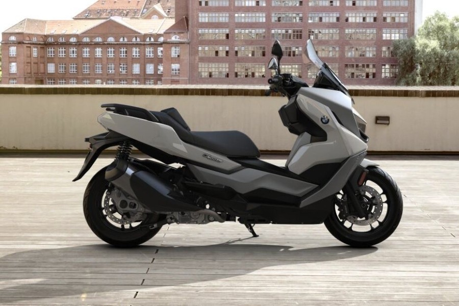 Skutik Premium BMW C 400 GT: Perpaduan Kemewahan, Teknologi, dan Performa dalam Genggaman