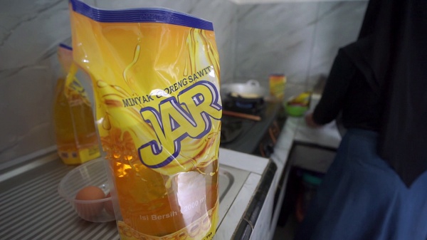 Minyak Goreng JAR Andalan Warga, Kualitas Tinggi Terjangkau
