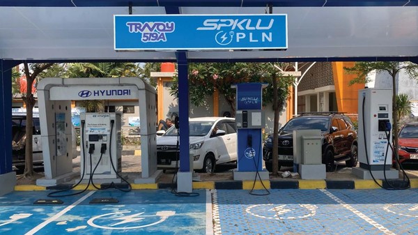 Cara Mengetahui Lokasi SPKLU Terdekat Saat Mudik Dengan Aplikasi Digital