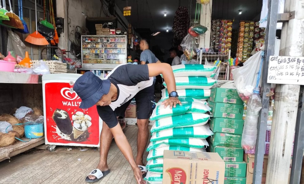Sembako Jogja: Beras Naik, Harga Lain Tetap