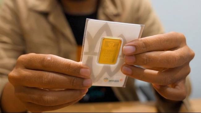 Harga Emas Antam Naik, Buyback Tembus Rp2,15 Juta per Gram