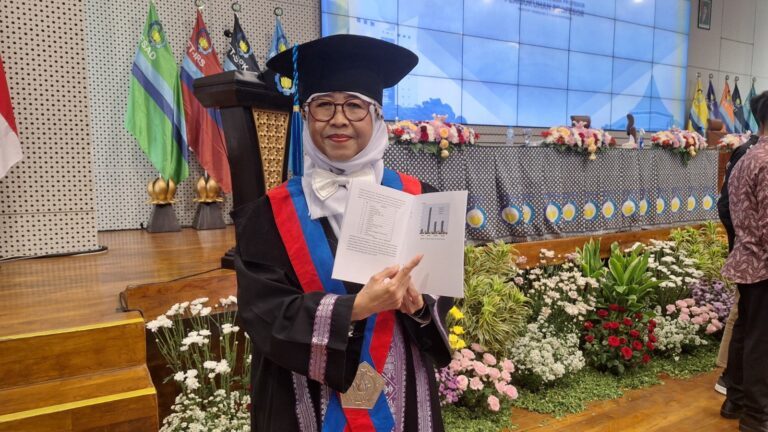 Guru Besar ITS Inovasi Limbah Menjadi Energi Baru Terbarukan, Dorong Solusi Lingkungan di Indonesia