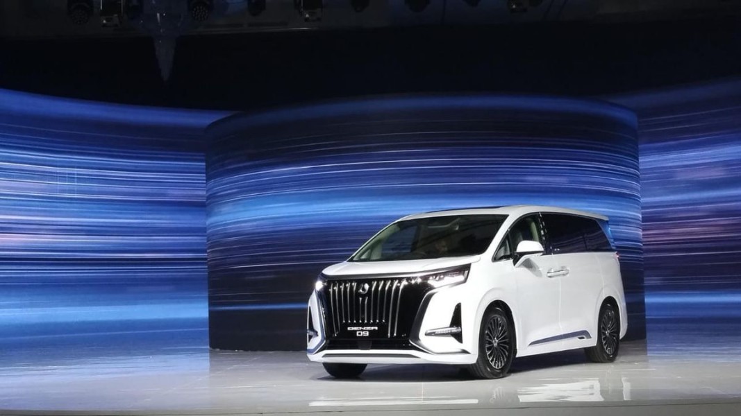 BYD Denza D9 Electric MPV Rp 950 Juta Resmi Masuk Indonesia