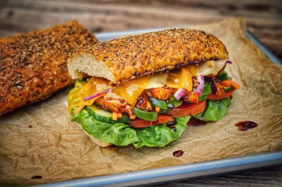 5 Menu Best Seller Subway yang Enak, Sehat, dan Mengenyangkan