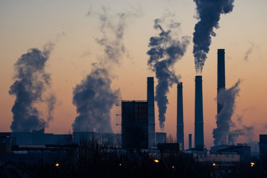 PLTU Batubara Kapasitas 3,2 GW Siap Beroperasi Tahun 2025, Kementerian ESDM Tegaskan Komitmen pada Transisi Energi Bertahap
