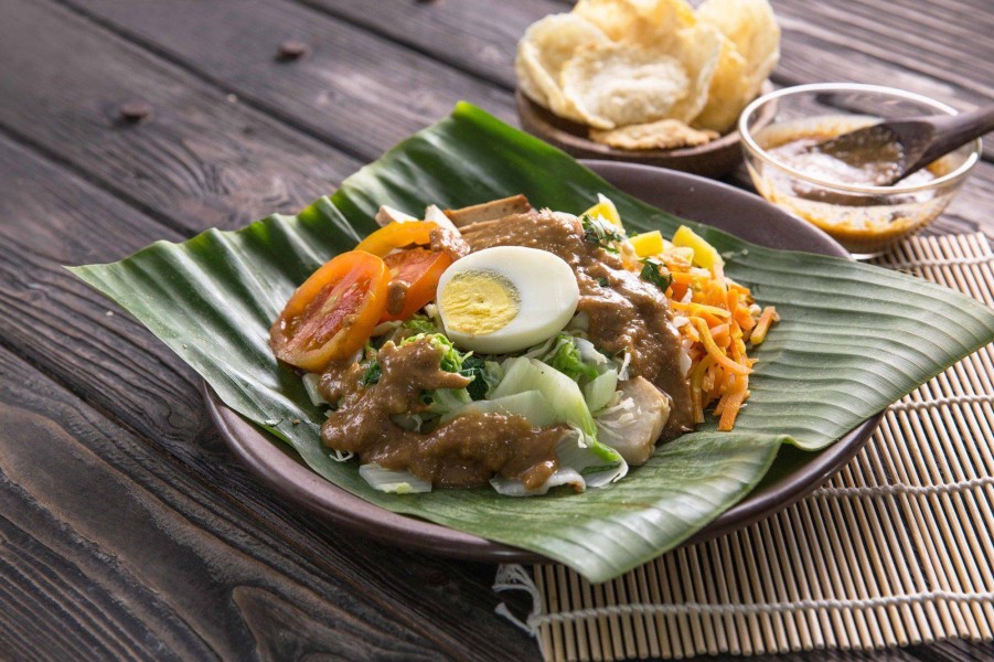 Resep Rahasia Gado-Gado, Bumbu Kacang Kental dan Gurih Istimewa
