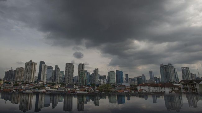 BMKG Peringatkan Warga Hujan Lebat Dan Angin Kencang Hari Ini