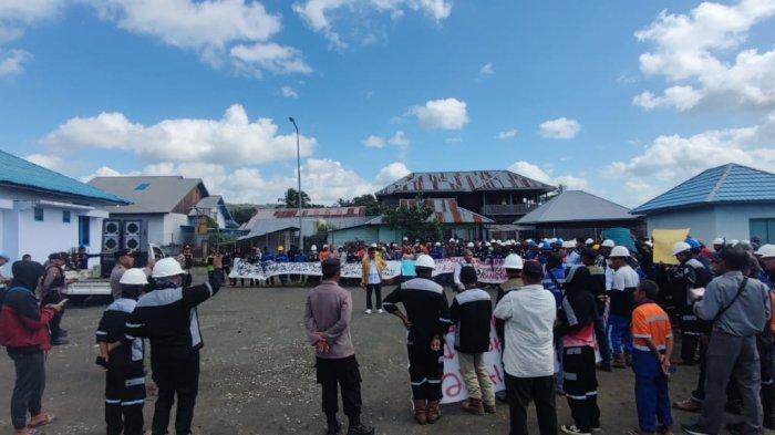 Buruh Tambang Nikel Gelar Aksi di Kantor DPRD Banggai, Tuntut Kepastian Kerja dan Keadilan