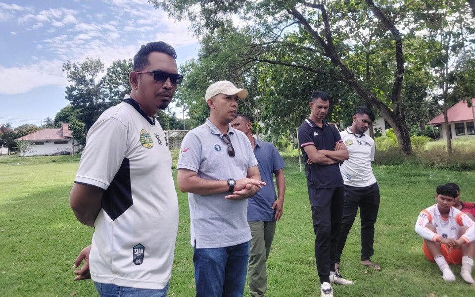 Tim Sepak Bola Pra PORA Aceh Besar Tunjukkan Kekompakan dan Kemajuan Signifikan Jelang Kompetisi