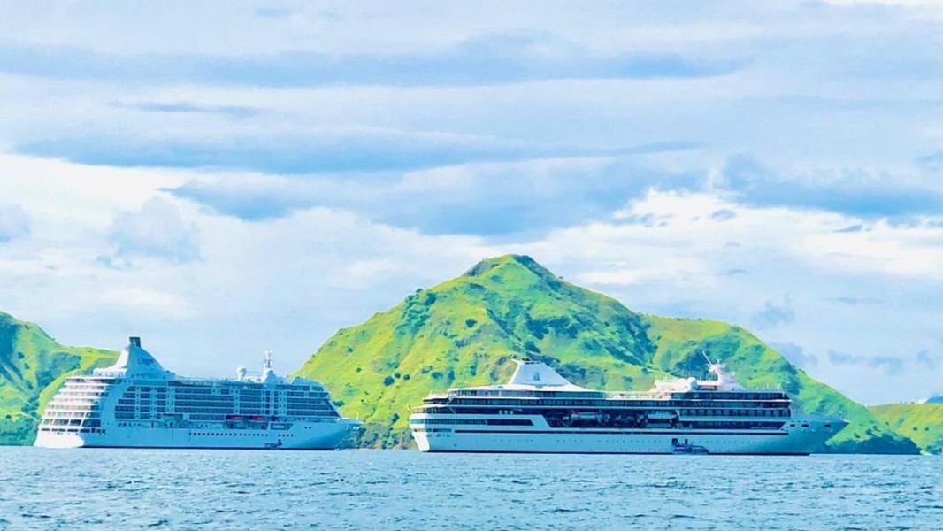 Peningkatan Wisata Labuan Bajo: 21 Kapal Pesiar Bersandar di Taman Nasional Komodo Sejak Awal 2025