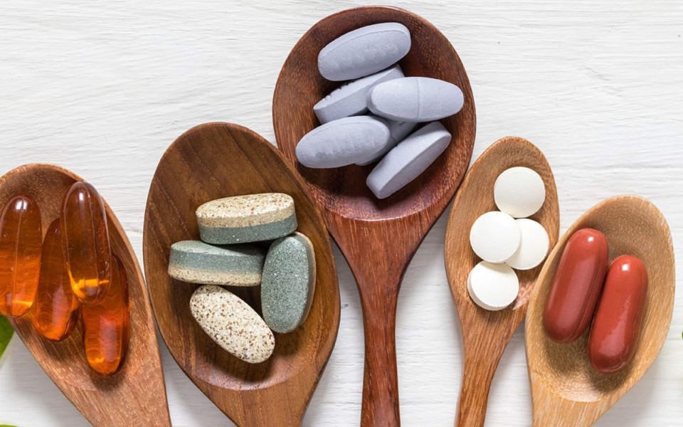 Pakar Harvard Ungkap 10 Suplemen Populer Yang Ternyata Tidak Dibutuhkan Tubuh