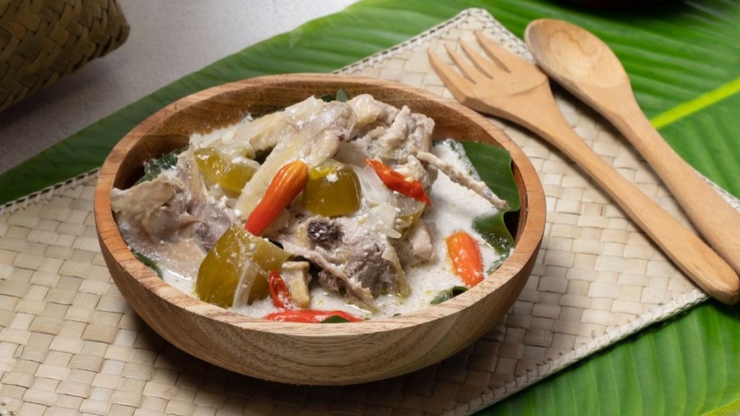 Pilihan 9 Tempat Makan Malam Sekitar Stasiun Pekalongan Ramah Kantong