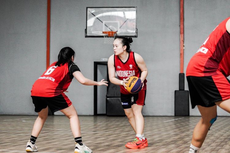 Lawan Australia dan Filipina, Timnas Basket Putri Indonesia Penuh Semangat