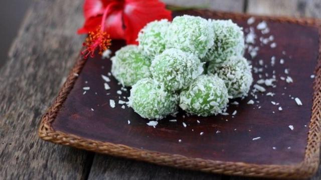5 Resep Klepon Takaran Sendok Praktis Empuk Tanpa Timbangan