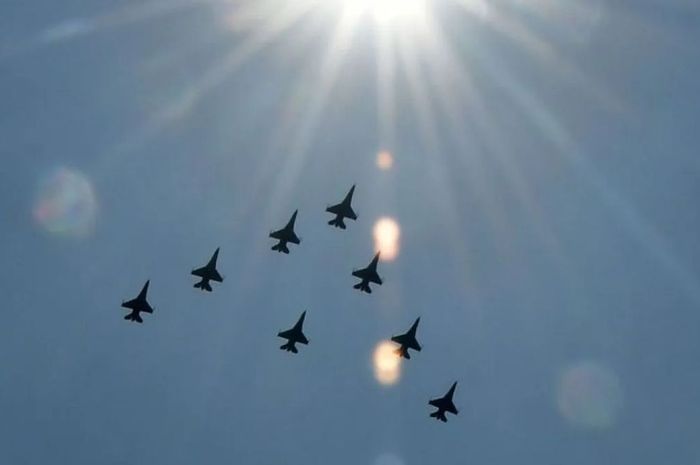 Latihan Puncak HUT TNI ke 80 Tunjukkan Profesionalisme