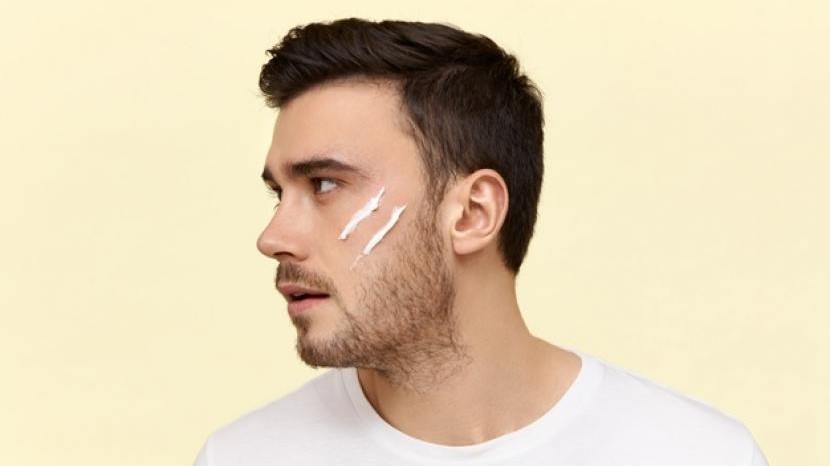 Alasan Skincare Wajib Buat Pria Sebelum Olahraga