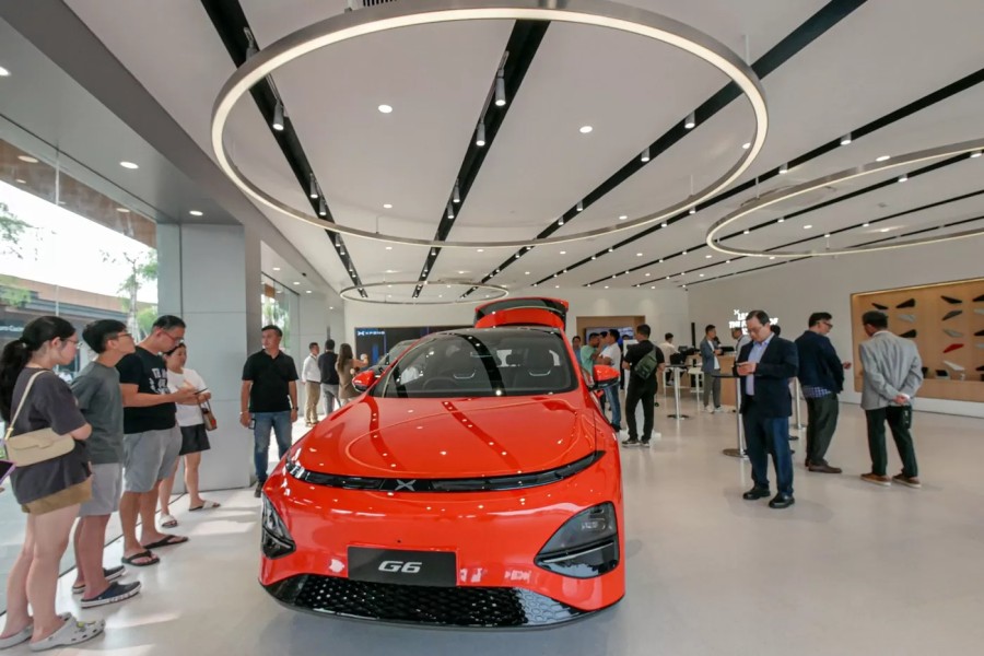 Kaleidoskop Dua Mobil Listrik Viral Indonesia Sepanjang Tahun Dua Ribu Dua Puluh Lima