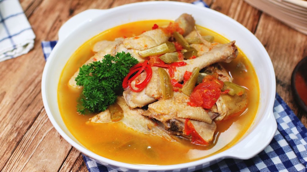 Resep Ayam Kesrut Banyuwangi, Citarasa Pedas Asam yang Autentik