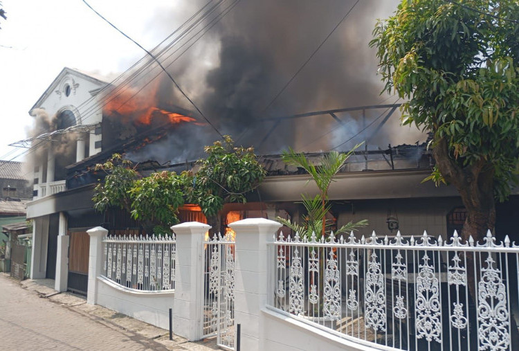 Kebakaran Hebat Akibat Pengoplosan Gas LPG Ilegal di Cilandak, Polisi Tegaskan Aktivitas Melanggar Hukum