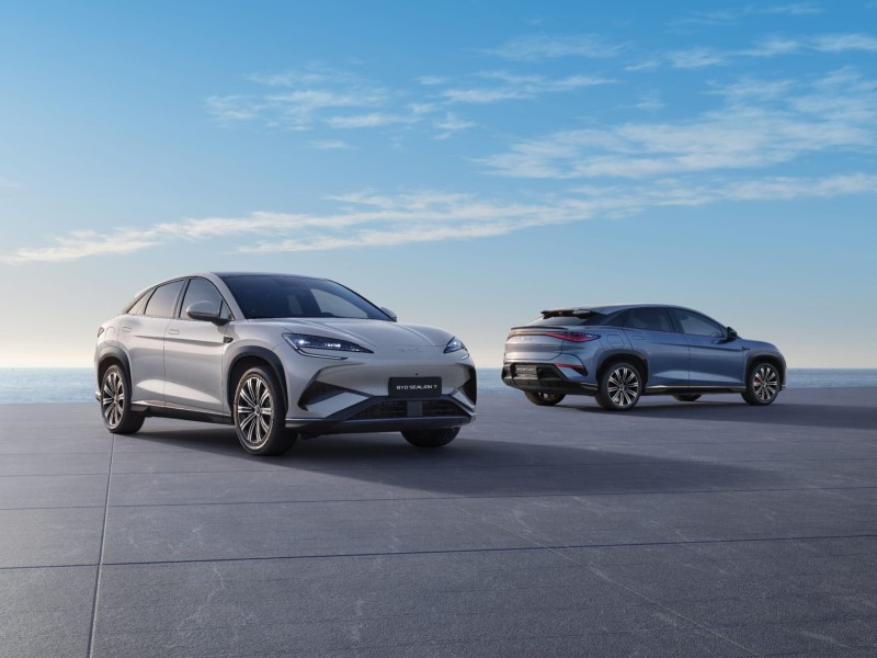 BYD Sealion 8: SUV Plug in Hybrid Berperforma Tinggi untuk Pasar Global
