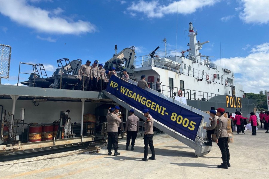 Polri Kerahkan Kapal Distribusikan Bantuan dan Personel ke Aceh