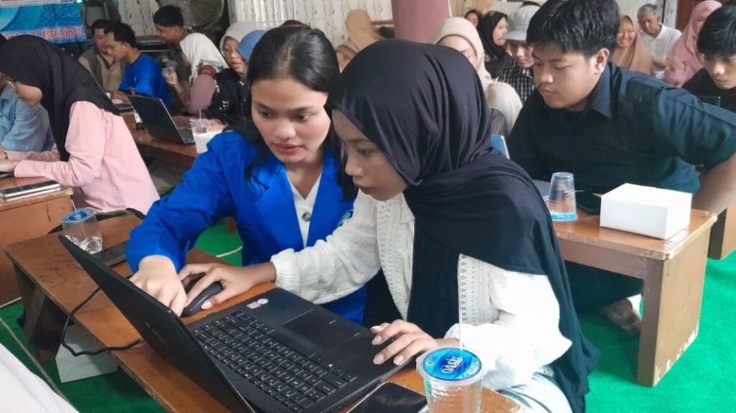 BSI Latih Jurnalis Muda di Simulasi Newsroom