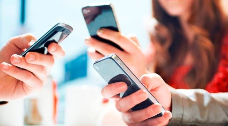 Bijak Gunakan Gadget untuk Hidup Lebih Sehat: Ini Cara Efektif Mengatur Waktu Pemakaian Layar