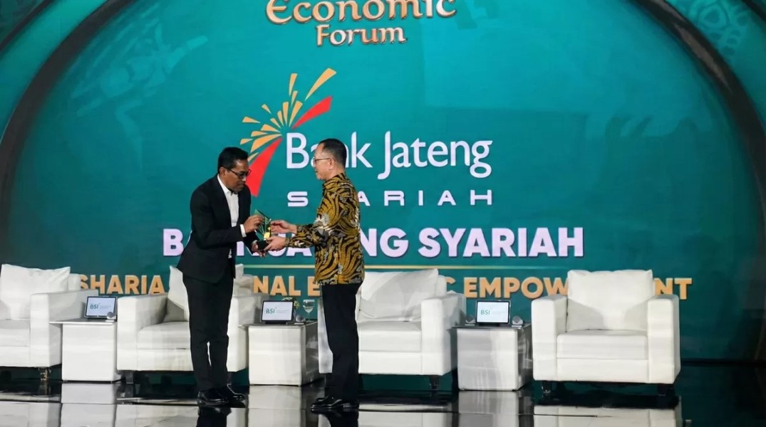 Bank Jateng Syariah Raih Penghargaan Nasional Berkat Pemberdayaan UMKM Berbasis Syariah di Jawa Tengah