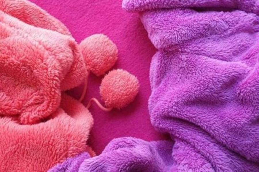 Bahan Fleece Adalah: Ciri, Karakteristik, Kelebihan dan Kekurangannya