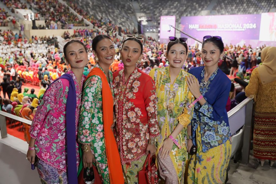 Hari Kebaya Nasional Wujud Nyata Pelestarian Budaya dan Identitas