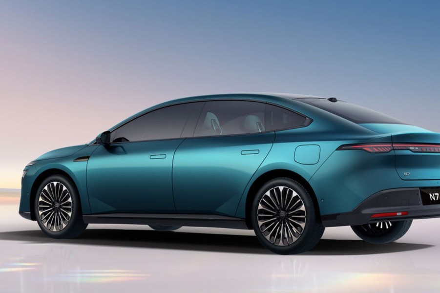 Nissan N7: Sedan Listrik Jepang yang Menggebrak Pasar China dengan Harga Terjangkau dan Teknologi Canggih