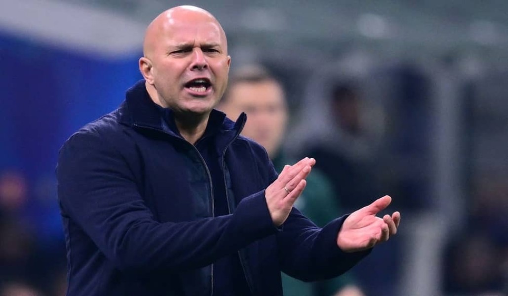 Liverpool Wajib Pertahankan Arne Slot Jika Lolos Liga Champions 2026