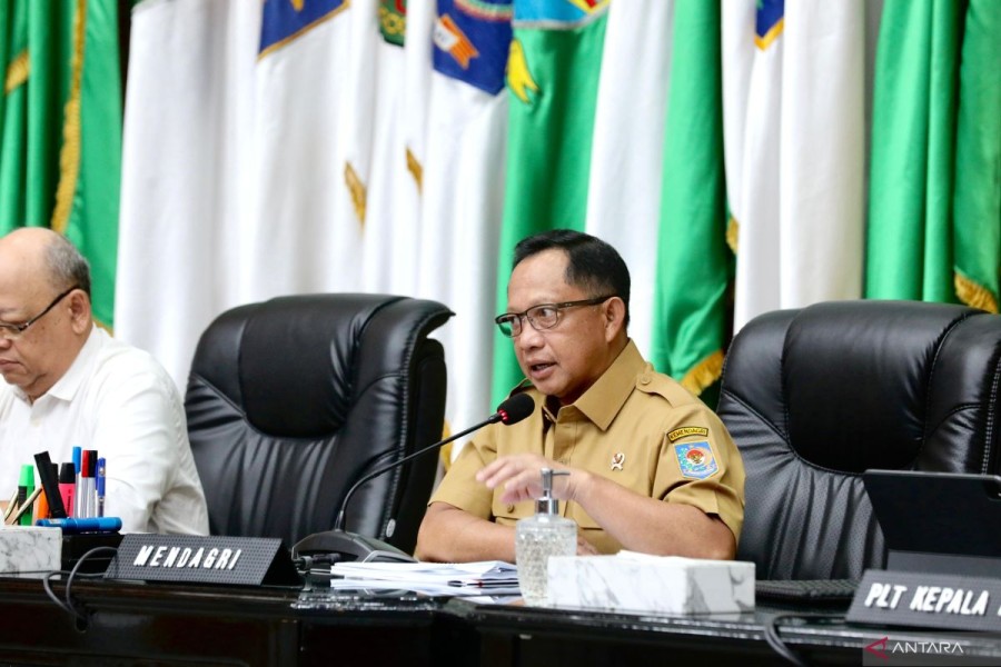 Mendagri Tegaskan Inflasi Terkendali, Pemda Diminta Waspada