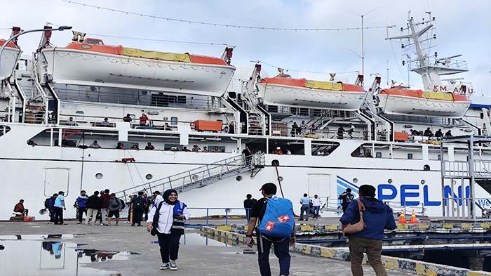 Pelni Siapkan Armada Besar Layani Mudik Nataru di NTT