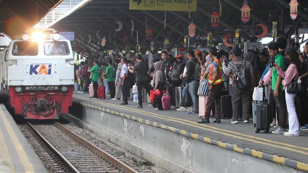 Kereta Api Siap Layani Libur Panjang