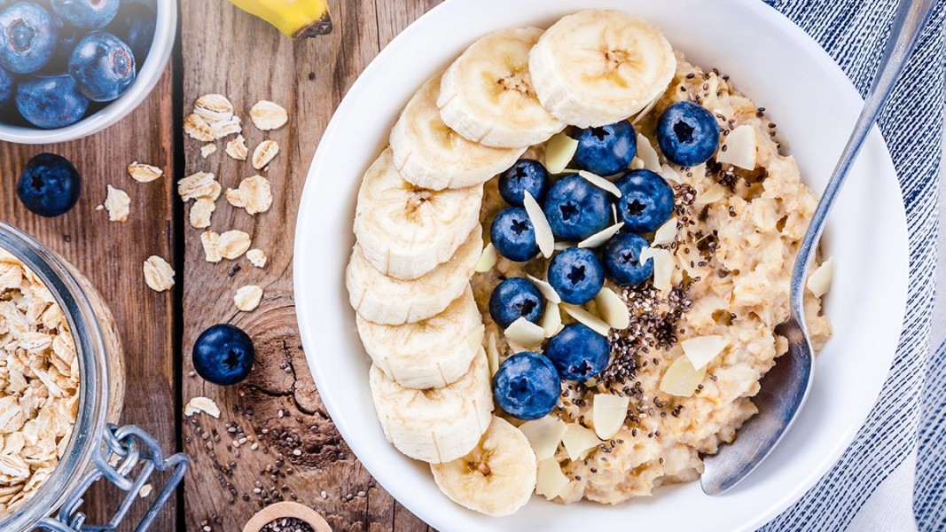 6 Topping Oatmeal yang Harus Dihindari Agar Berat Badan Stabil