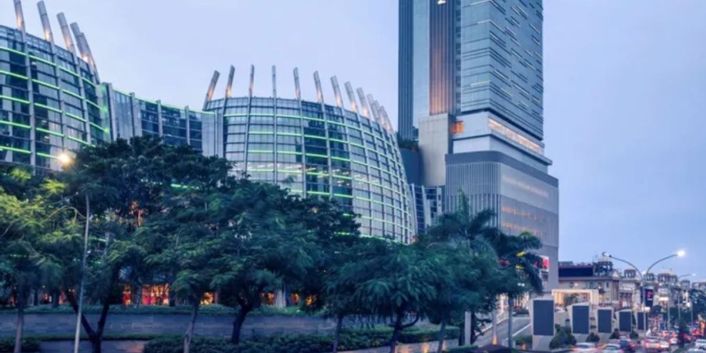 7 Rekomendasi Hotel di PIK 2, Cocok untuk Pasangan!