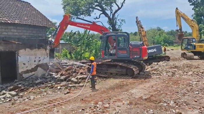 Proyek Tol Kediri-Tulungagung Picu Kontroversi: Warga Desa Tiron Menjerit
