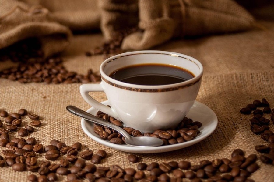 Apa yang Terjadi pada Tubuh Saat Minum Kopi Sebelum Olahraga?