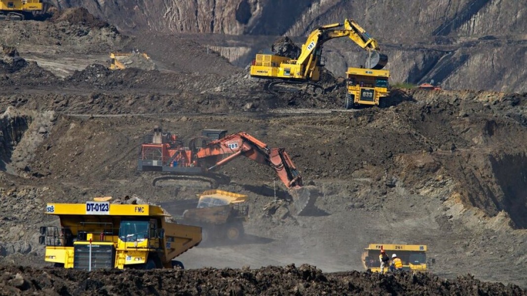 BUMA Dapat Perpanjangan Kontrak Tambang Batu Bara Australia