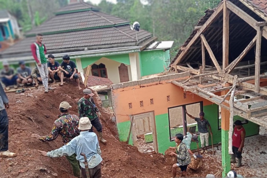 BMKG Imbau Waspada Cuaca Ekstrem: Longsor Ancam Sukabumi-Cianjur