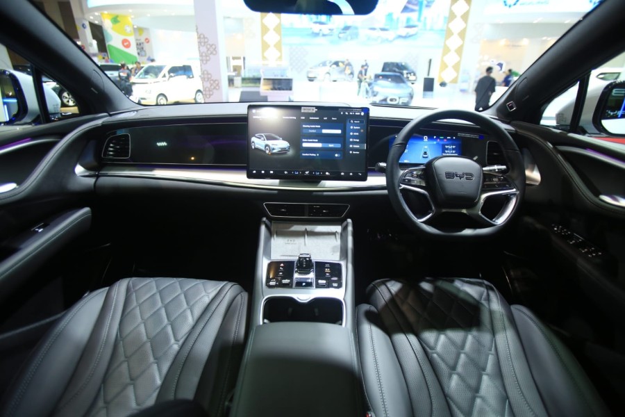 BYD Sealion 7 Tawarkan Interior Modern dan Elegan