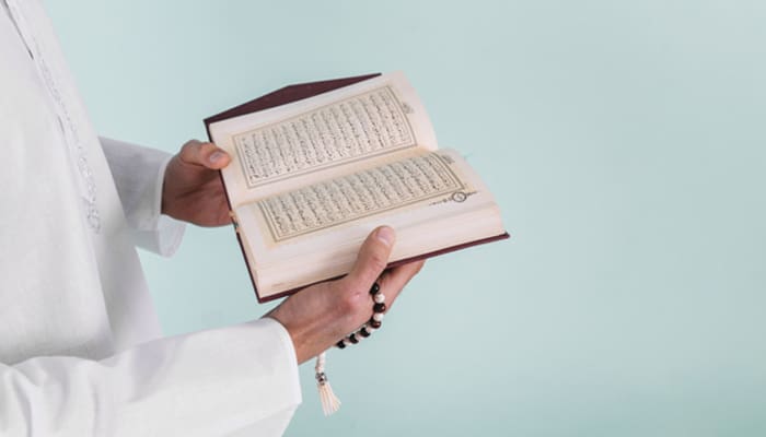 6 Manfaat Utama Membaca Surah Al-Mulk Sebelum Tidur Malam