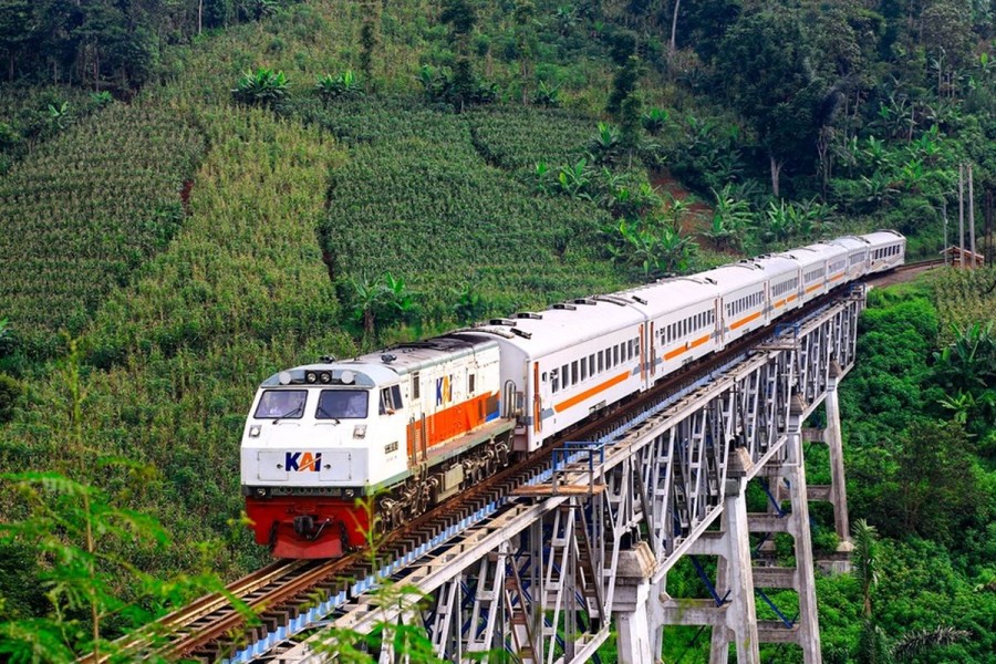 Tambah Perjalanan Kereta Api Sambut Libur Panjang HUT RI ke 80